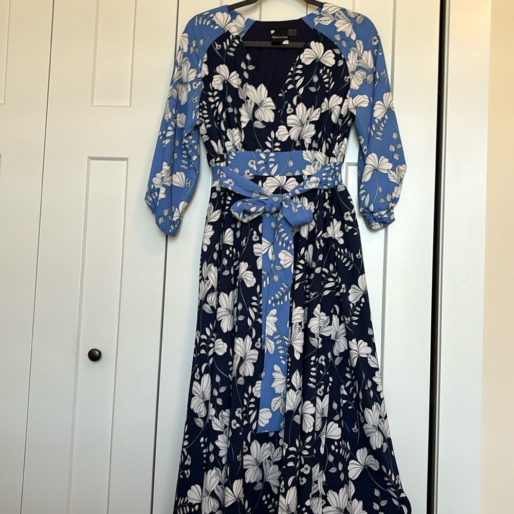 Beautiful 2 tone blue dress
